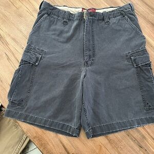 Abercrombie & Fitch, men’s, charcoal grey cargo shorts